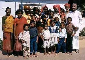 Kaliyampoondi manager with gypsies